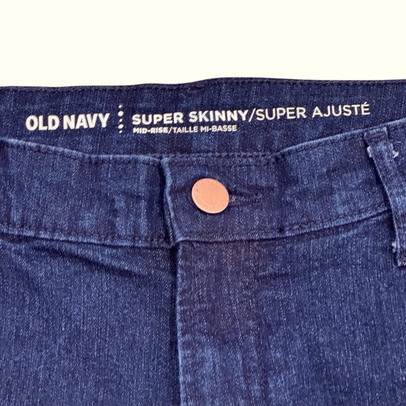 Old Navy Rockstar Size 12 WOW Mid-Rise Super Skinny 5 Pocket Jeans - Picture 5 of 6